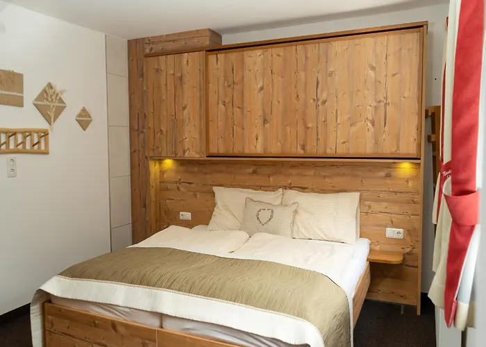 In Near Berger Alm Navis